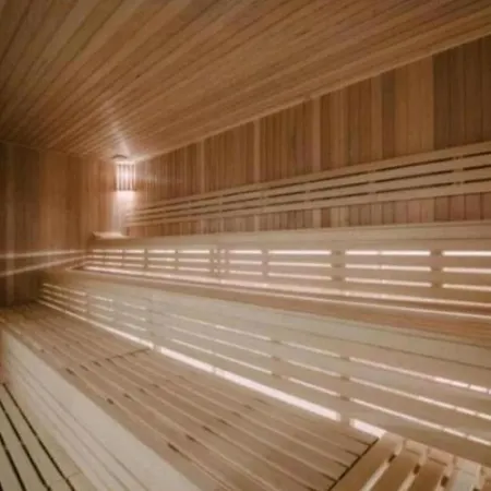 Apolon Lux Lejlighed *