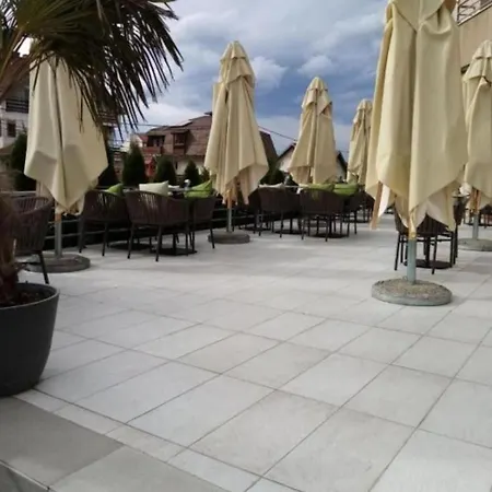 Apolon Lux Lejlighed *